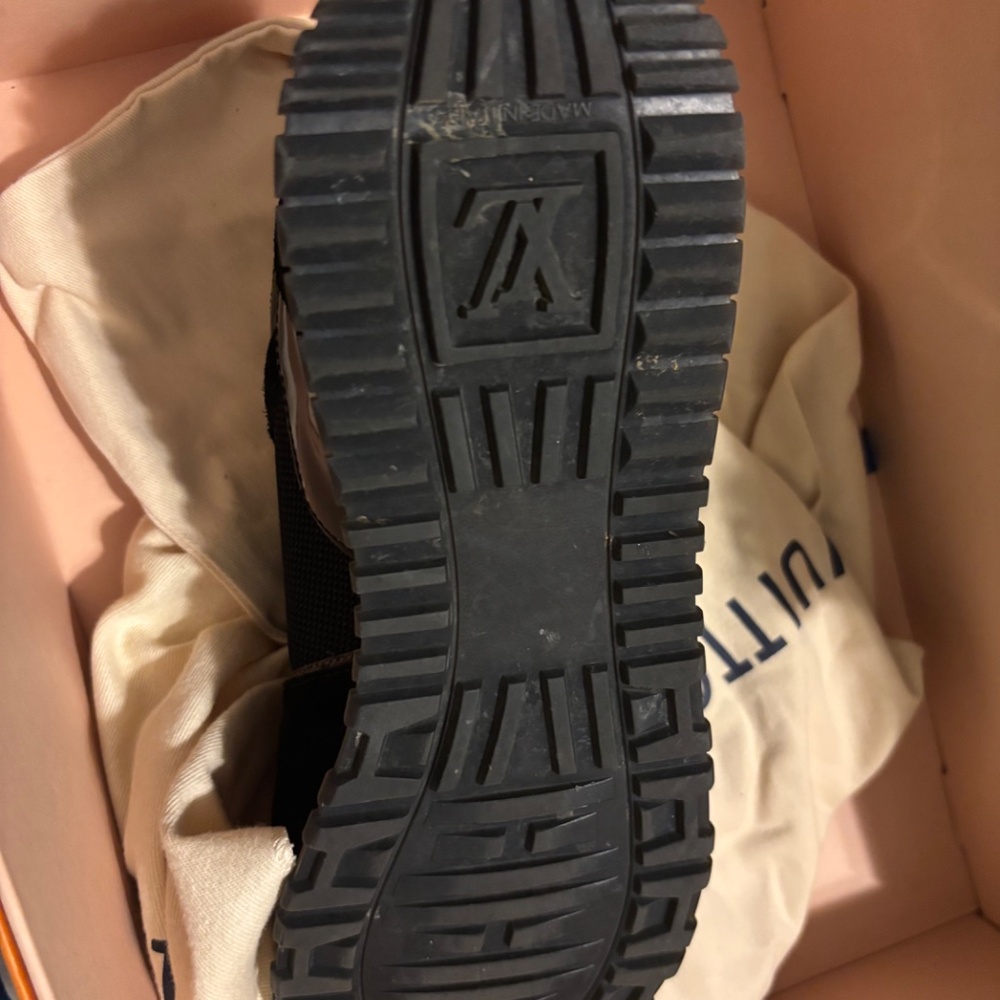 Louis Vuitton Run Away Sneaker - Picture 2 of 5